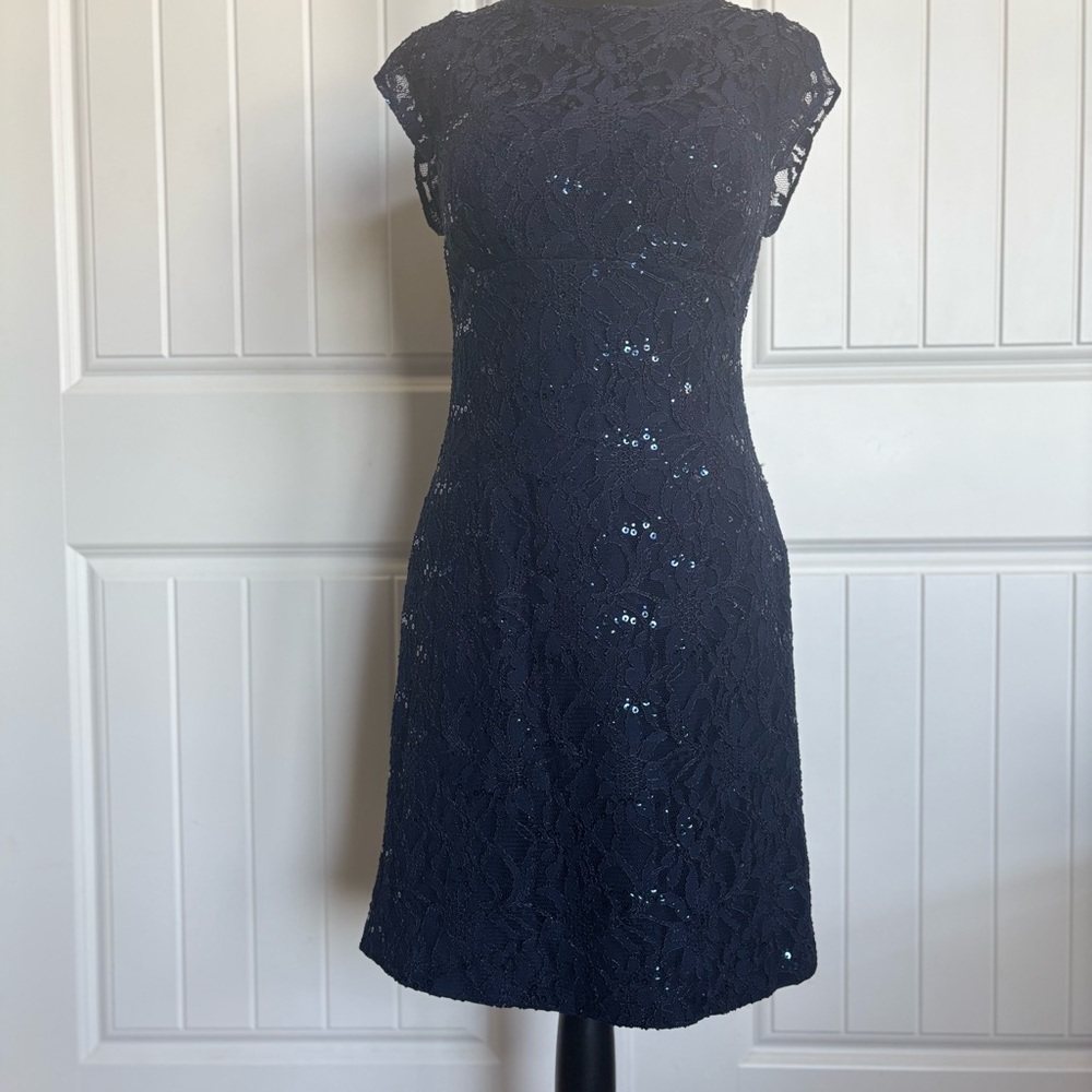 Chic Navy Lace Mini Dress